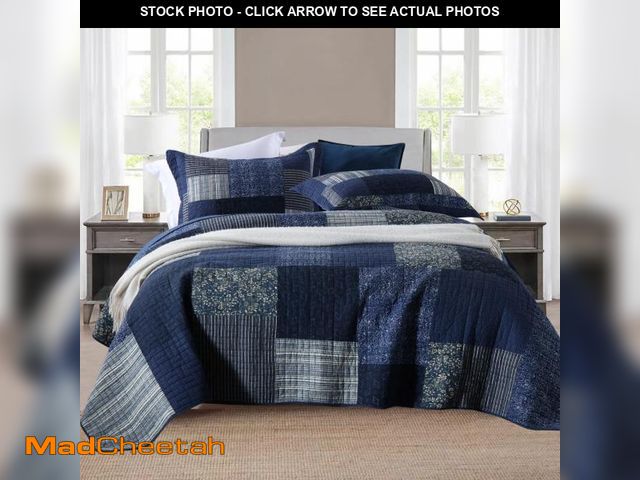 Lot 74-12053528 - Yvooxny Quilts King Size Reversible Lightweight Bedspread 3-Piece Quilt Set Plaid Floral Patchwork 1...