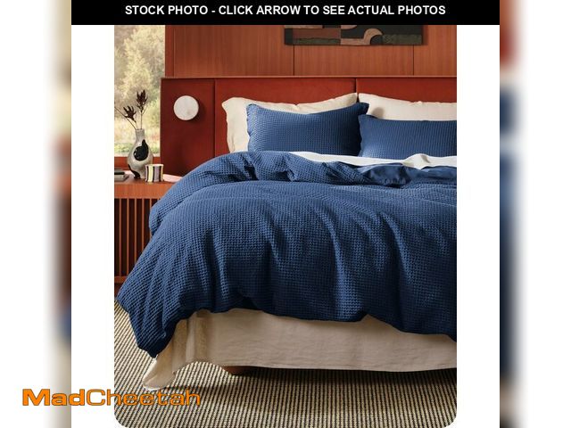 Lot 74-12709766 - Bedsure Cotton Duvet Cover Set - 100% Cotton Waffle Weave Navy Duvet Cover California King, GentleSo...