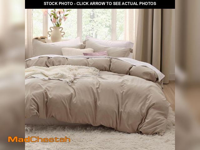 Lot 74-11547100 - Bedsure Deep Beige Duvet Cover King Size - 3 Pieces Prewashed Extra Soft Bedding Set, Includes 1 Duv...