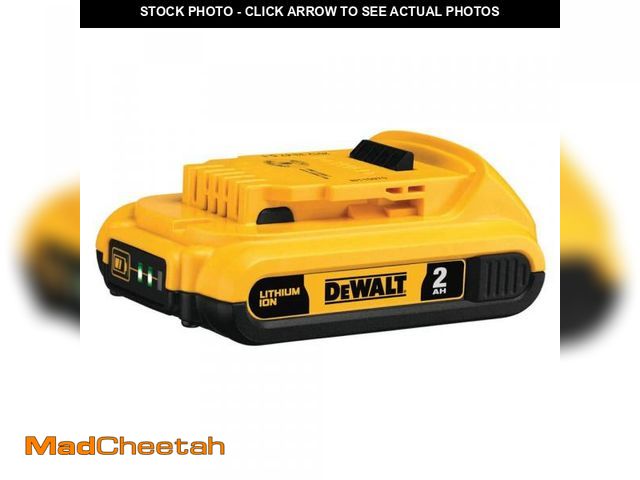 Lot 74-12153119 - *SEE DETAILS* DEWALT 20V MAX Compact Lithium-Ion 2.0Ah Battery Pack *SEE DETAILS*  - USED