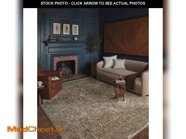 Lot 74-13073713 - Loloi Magnolia Home by Joanna Gaines Junie Collection JUE-02 Moss/Natural 5'-3" x 5'-3", .38" Pile H...