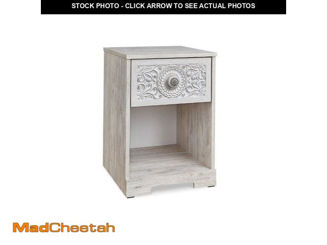 Lot 74-12746741 - Signature DESIGN BY ASHLEY Paxberry Whitewash 1-Drawer 19.61 in. W Nightstand - UNUSED