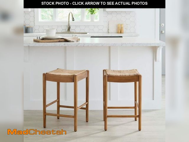 Lot 74-12638610 - Home Decorators Collection Hamlin Backless Natural Woven Counter Stools in Patina (Set of 2) - UNUSE...