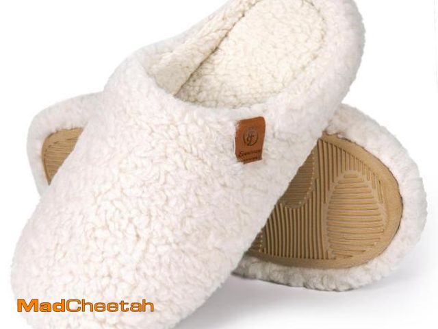 Lot 74-12326047 - EverFoams Women's Fuzzy Slip-on Slippers Soft Comfy Memory Foam Indoor House Shoes Beige,9-10 US - U...