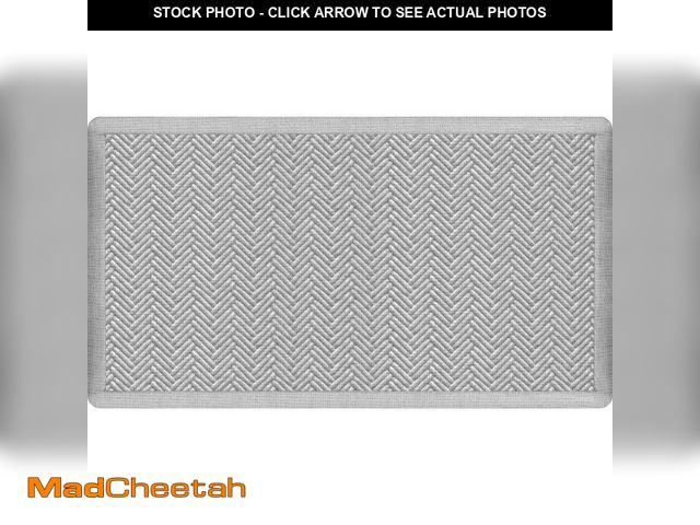 Lot 74-12893454 - StyleWell Rattan Gray 20 in. 36 in. Anti-Fatigue Non-Slip Indoor Comfort Mat - UNUSED