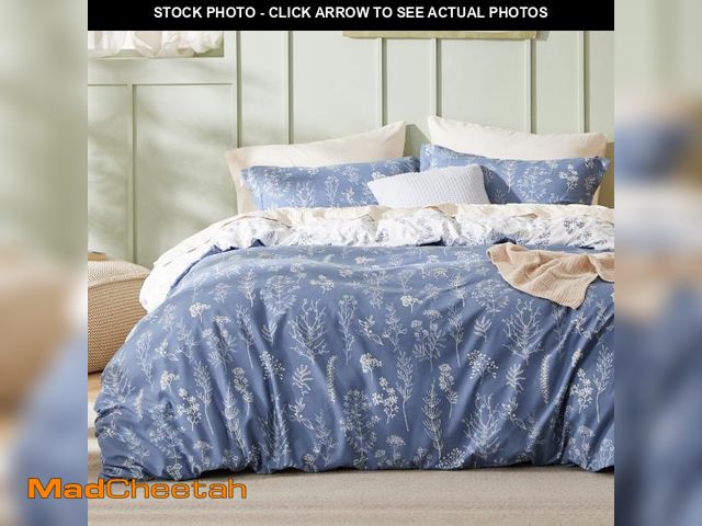 Lot 74-11547102 - Bedsure Duvet Cover King Size - Reversible Infinity Blue King Duvet Cover Set with Zipper Closure, 3...