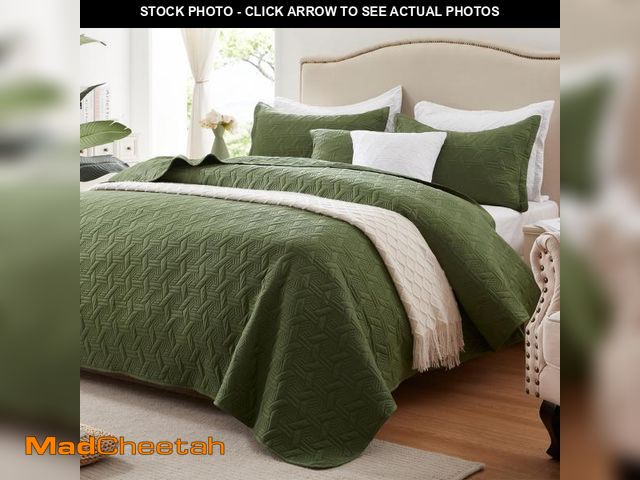 Lot 74-11552627 - LEAONME Twin Quilt Set 2 Pieces, Lightweight Olive Green Bedspread-68''x86'', Soft Microfiber Summer...