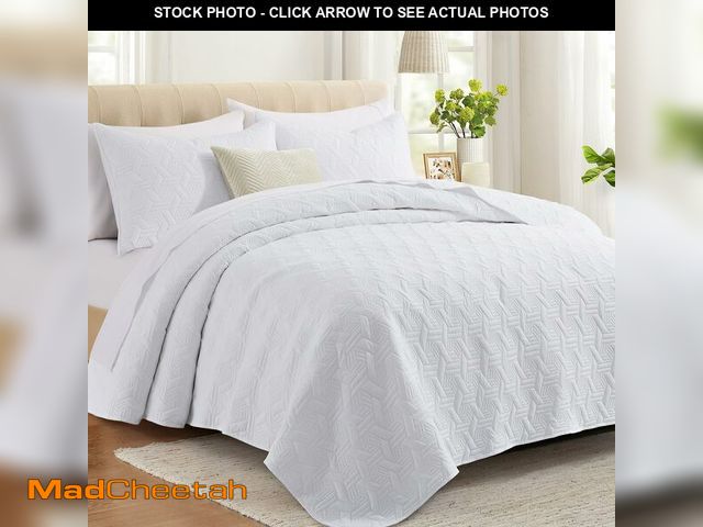 Lot 74-13564079 - Lavsiry White Oversized California Cal King Size Quilt Bedding Set with Pillow Shams, Summer Lightwe...