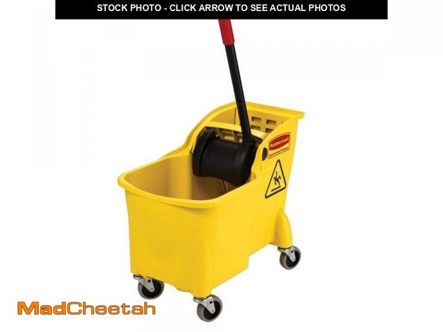 Lot 74-12492943 - (MISSING WHEEL) Rubbermaid Commercial Products 31 Qt. Tandem Mop Bucket - USED