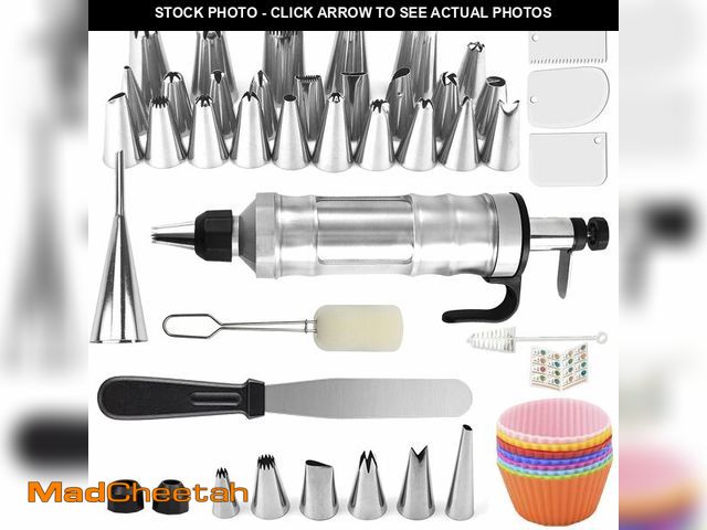 Lot 74-13959592 - (12 Count  Plastic Cupcake Containers with Liners, Clear Cupcake Holder with Lids, Disposable Cupcak...