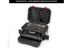 Lot 74-13062443 - undefined