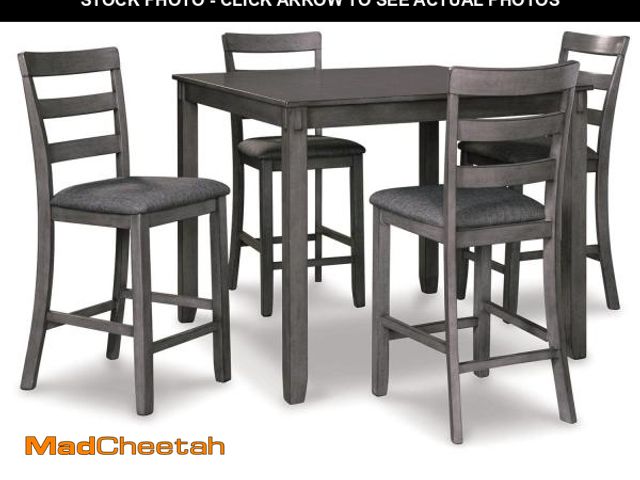 Lot 74-12428741 - Signature Design by Ashley Bridson 5 Piece Counter Height Dining Room Set, Includes Table &amp; 4 Ba...