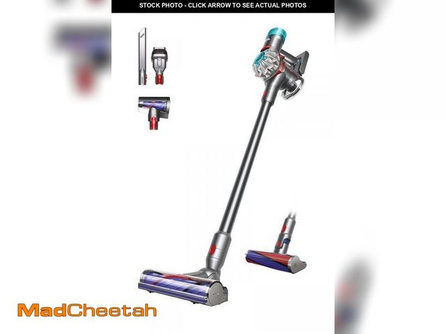 Lot 74-12479641 - Dyson V8 Absolute Cordless Vacuum | Silver/Nickel | New - USED