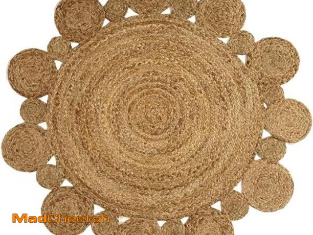 Lot 74-12153627 - GRUHUM Handwoven Jute Area Rug - 4 feet Round - Natural Fiber - Boho Rustic Vintage Beige Braided Re...