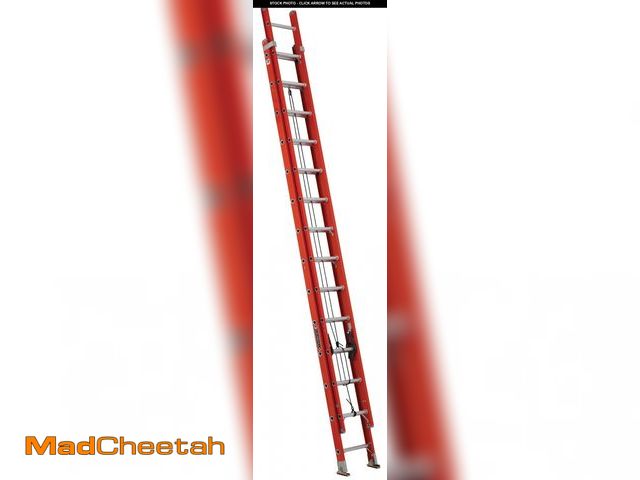 Lot 74-12083585 - Louisville Extension Ladder,Fiberglass,28 Ft.,IA Fe3228 - All(MISSING ONE STEP)  - UNUSED