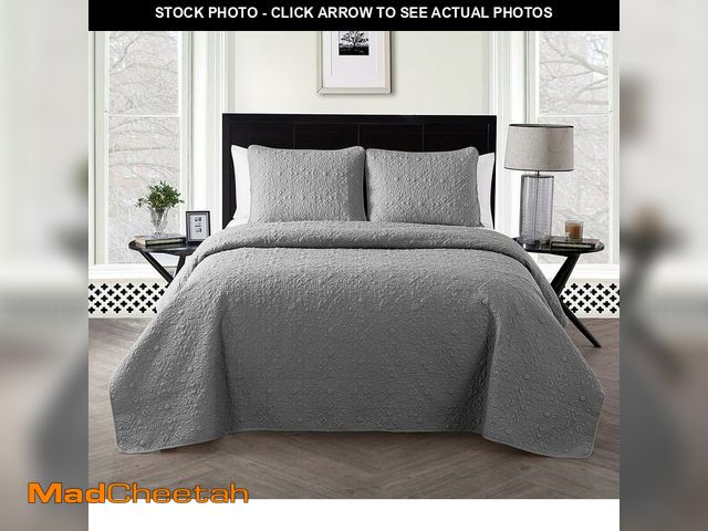 Lot 74-12366404 - VCNY Home - King Size Quilt, 3-Piece Lightweight Bedding Set with Matching Shams, Embossed Textured,...