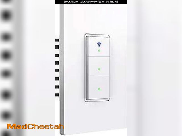 Lot 74-12125705 - Smart Light Switch, Triple switches WiFi Smart Switch Button, Compatible with Alexa and Google Home,...