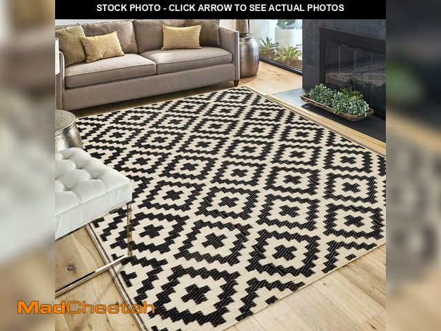 Lot 74-14213225 - SAND MINE Reversible Mats, Plastic Straw Rug, Modern Area Rug, Large Floor Mat and Rug for Outdoors,...