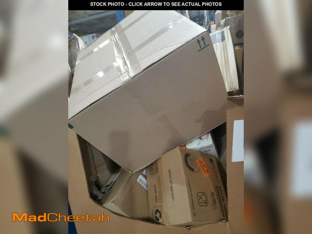 Lot 74-12153234 - MadCheetah Mystery Pallet of General Merchandise 79077 MUST PICK UP IN 7 DAYS !!!! - UNUSED