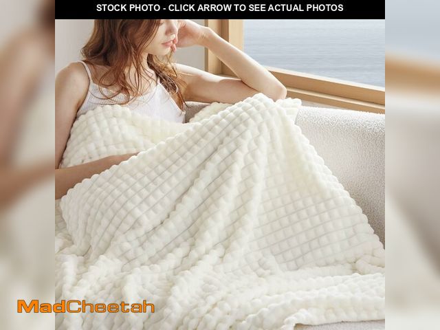 Lot 74-12969853 - Bedsure Soft Throw Blanket for Couch - GentleSoft Fluffy Fleece Blanket for Sofa &amp; Bed, Cozy Fuz...