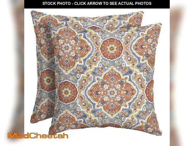 Lot 74-12517639 - ARDEN 16 x 16 Ruby Red Leala Square Outdoor Throw Pillow (2-Pack) - USED