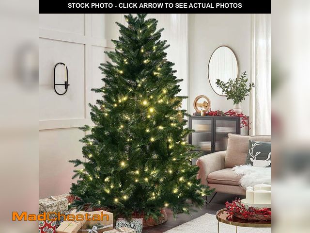 Lot 74-12667994 - Qunler Christmas Tree, 6ft Hinged Pre-Lit Christmas Tree with 980 PE &amp; PVC Tips, 300 Warm White ...