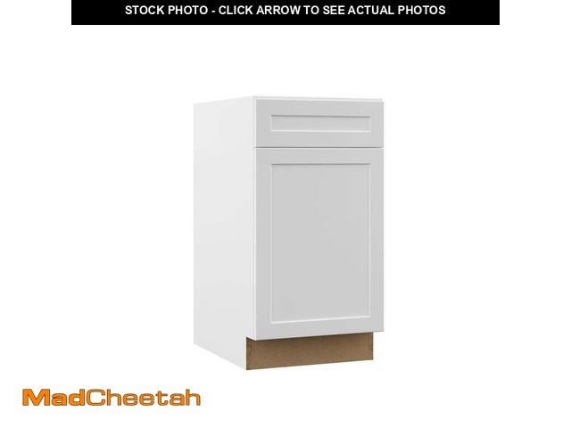 Lot 74-12585392 - Luxor 18 in. W x 24 in. D x 34.5 in. H Assembled Shaker Base Kitchen Cabinet in White - UNUSED