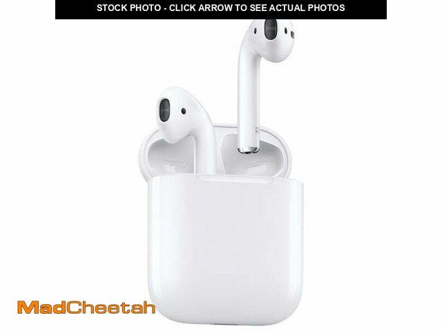 Lot 74-12549765 - Restored Apple AirPods with Charging Case (1st Generation) White (Refurbished) - UNUSED