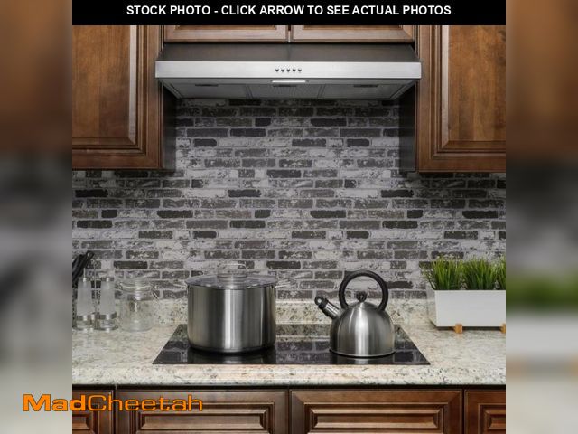 Lot 74-12424569 - *SEE DETAILS* AKDY 36 in. 58 CFM Convertible Under Cabinet Range Hood in Brushed Stainless Steel wit...