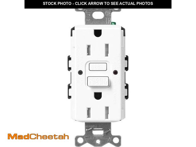 Lot 74-13772073 - Lutron Claro 15-Amp Tamper Resistant Duplex Receptacle, Brilliant White (SCR-15-GFST-BW) - UNUSED