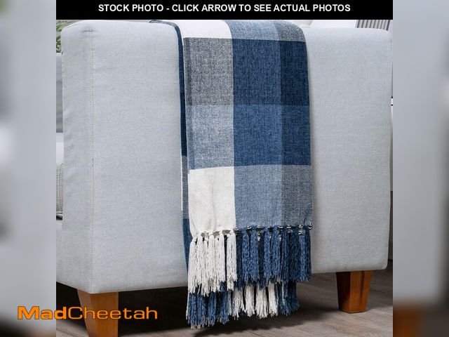 Lot 74-12705161 - RECYCO Buffalo Paid Chenille Throw Blanket for Couch, Soft Cozy Decorative Buffalo Check Blanket Thr...