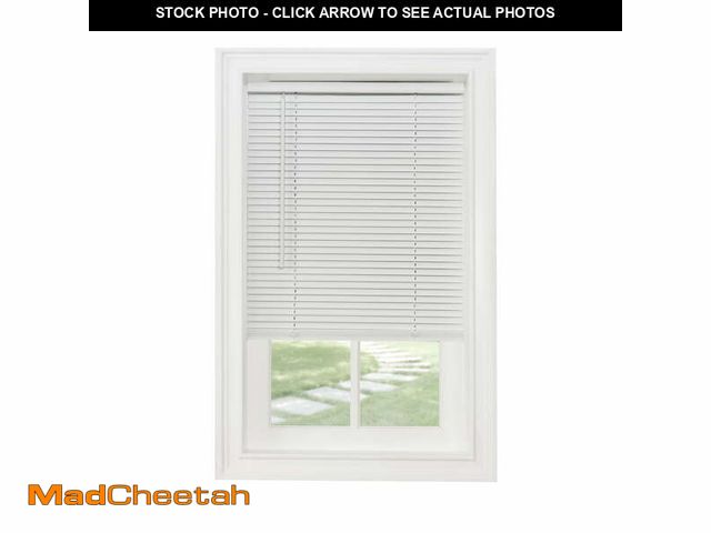 Lot 74-14071881 - Achim GII Morningstar Cordless Vinyl Light Filtering Window Mini Blind, 25" W x 64" L, White - USED