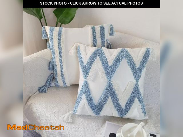 Lot 74-12122006 - TINYSUN White Blue Boho Decorative Throw Pillow Covers Set of 2,Super Soft Woven Tufted Velvet Pillo...