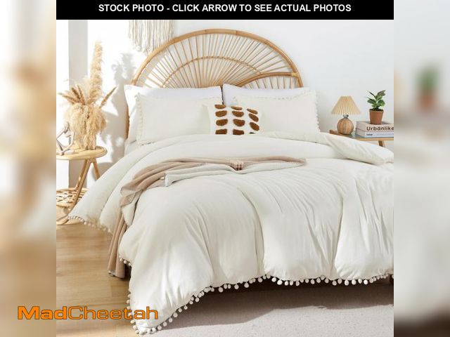 Lot 74-12511124 - YIRDDEO Ivory Queen Ball Pom Fringe Comforter Set 3pcs, Boho Off White Aesthetic Luxurious Queen Bed...