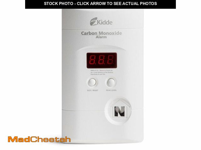 Lot 74-13626601 - Kidde Carbon Monoxide Detector, Plug In Wall with 9-Volt Battery Backup, Digital LED Display - USED
