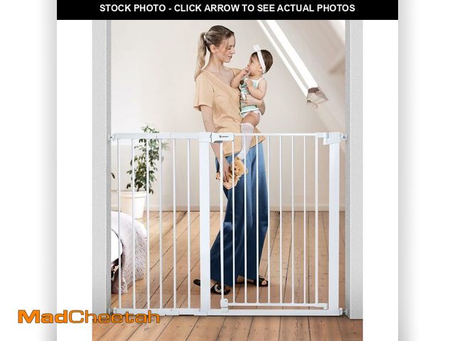 Lot 74-13767544 - COMOMY Baby Gate for Stairs Doorways, Fits Openings 27.5" to 40.4" Wide, Auto Close Extra Wide Dog G...