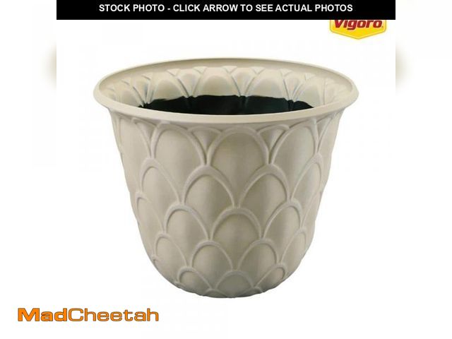 Lot 74-12529932 - Vigoro Cosetta Large Beige Resin Textured Lightweight Round Planter (18.6 in. L x 18.6 in. W x 14.5 ...