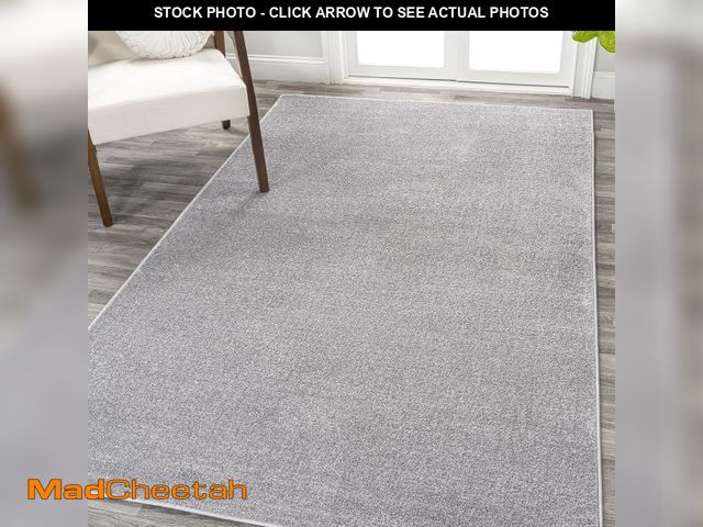 Lot 74-12156959 - *SEE DETAILS* JONATHAN Y SEU100K-5 Haze Solid Low-Pile Indoor Area Rug Casual Contemporary Solid Tra...