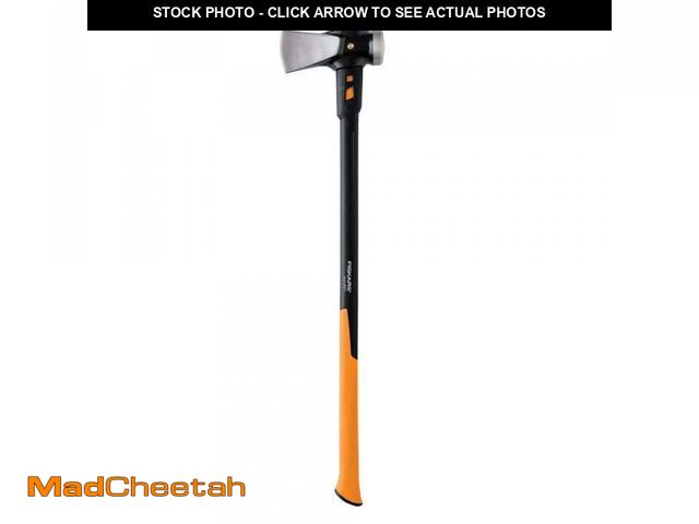 Lot 74-12491919 - Fiskars IsoCore 8 lbs. Forged Steel Splitting Maul with 36 in. Fiberglass Core Handle - UNUSED