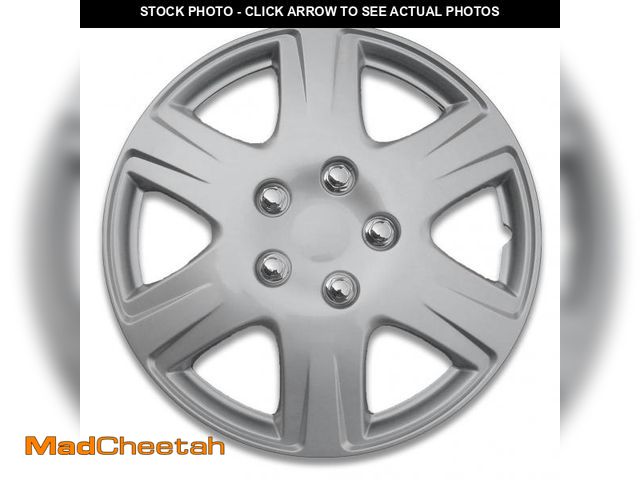 Lot 74-12537445 - Auto Drive 15 Inch Silver Alloy Finish Hubcap Wheel Covers - Set of 4 - Fits Most Cars - UNUSED