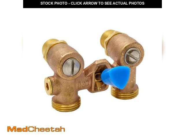 Lot 74-14590841 - Everbilt 1/2 in. MIP/SWT x 3/4 in. MHT Brass Dual Washing Machine Valve 102-207EB - UNUSED