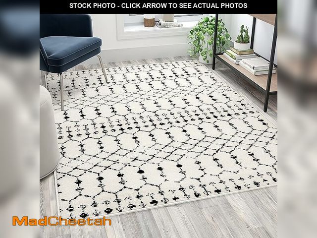 Lot 74-12894504 - Brochao 5'x8' Geometric Shag Area Rug for Living Room, Diamond Indoor Area Rug, Fluffy Carpet Plush ...