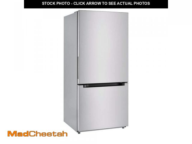 Lot 74-12425677 - Vissani 18.7 cu. ft. Bottom Freezer Refrigerator in Stainless Steel - UNUSED