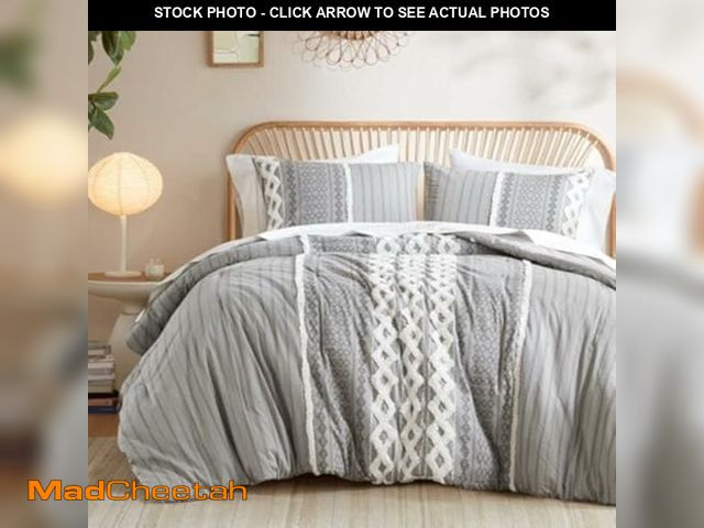 Lot 74-13583226 - INK+IVY Comforter for King Size Bed, Chenille Tufted, Breathable Cotton Comforter Set King, All Seas...