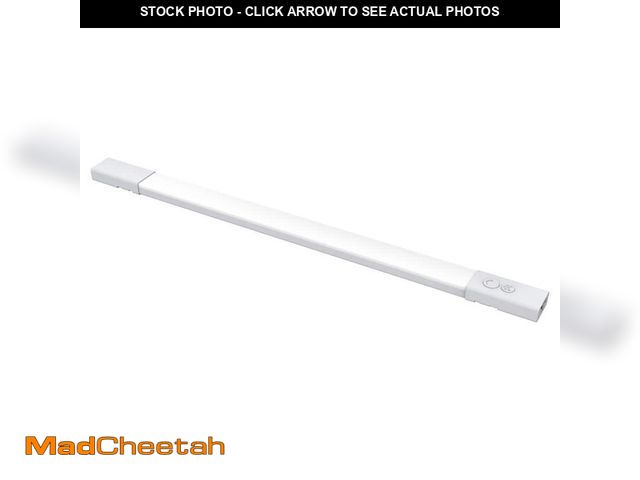 Lot 74-13772324 - Feit Electric 20.5 in. (Fits 24 in. Cabinet) Plug-in White Dimmable Integrated LED Color Changing CC...