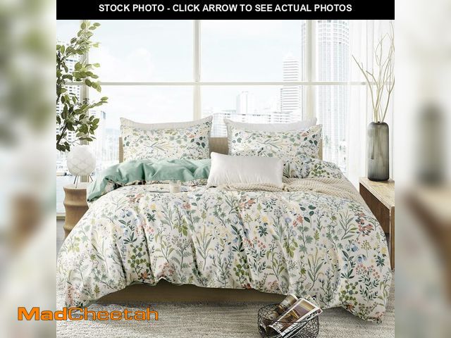Lot 74-12874943 - BupiRD King Size Duvet Cover 100% Brushed Microfiber 3 Pieces Fresh Garden Green Wildflower Botanica...