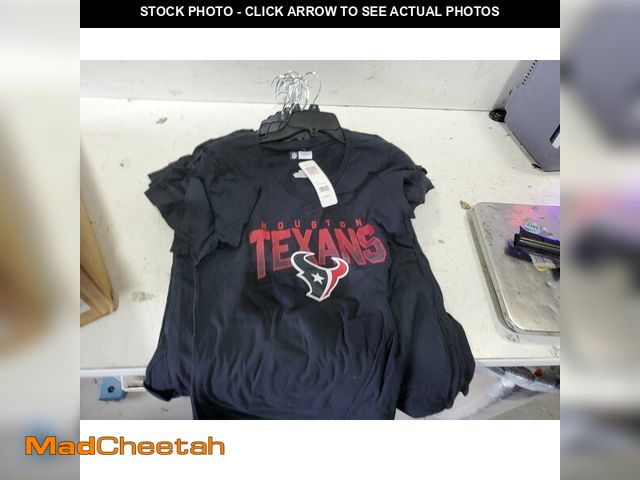 Lot 74-14080033 - (SET OF 16) NFL TEAM APPAREL HOUSTON ASTROS 14 V-NECK SHIRT, MEDIUM - UNUSED