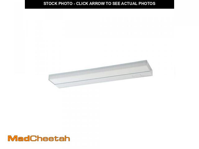 Lot 74-12413604 - AMAX LIGHTING 24 in. Fluorescent White Under Cabinet Light - UNUSED