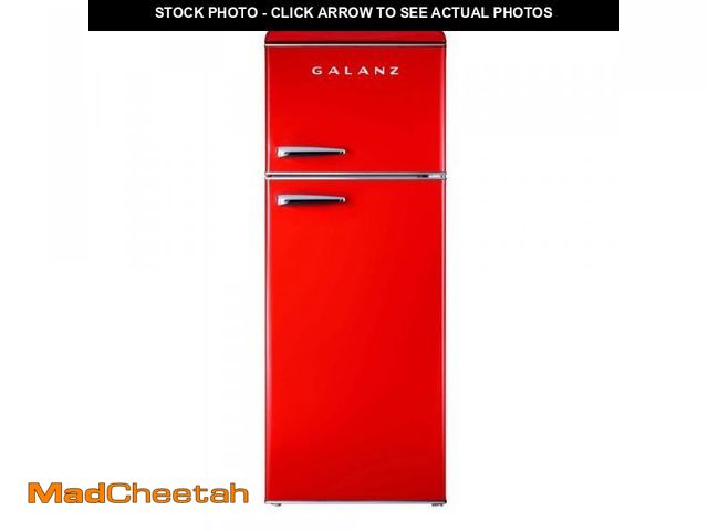 Lot 74-12528298 - Galanz 22 in. 7.6 cu. ft. Retro Top Freezer Refrigerator, Hot Rod Red, Energy Star - UNUSED