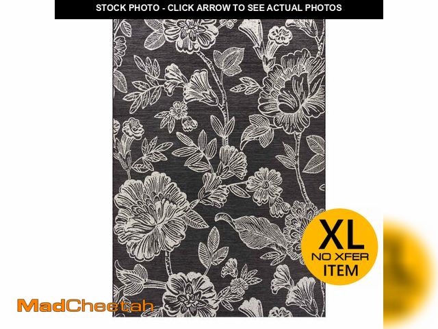 Lot 74-12884763 - Mainstays 7' x 10' Black &amp; White Floral Outdoor Rug - UNUSED